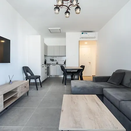 Cosy 2-bedroom Flat In Premium Complex In Esentepe, Kyrenia Appartement