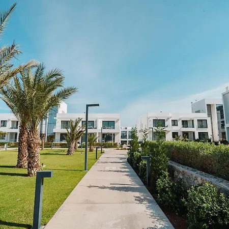 Cosy 2-bedroom Flat In Premium Complex In Esentepe, Kyrenia